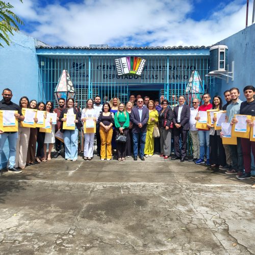 Agrestina dá posse a novos concursados das áreas de Saúde, Educação e Administração