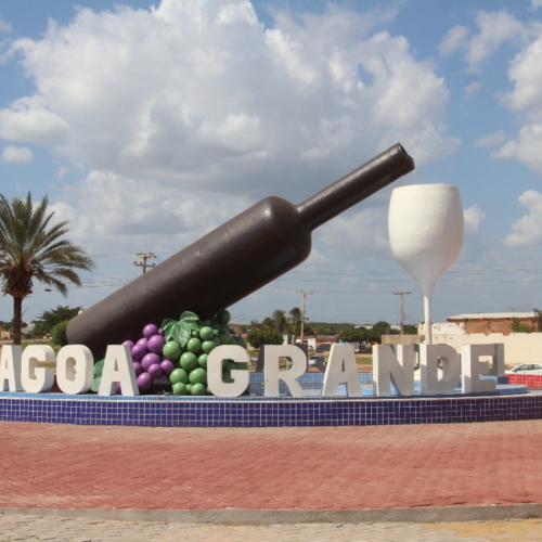 Foto dos participantes do II Encontro da ASTUR/PE 2025 durante a posse da diretoria.